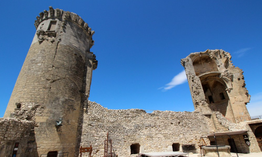 Château de Châteaurenard, France